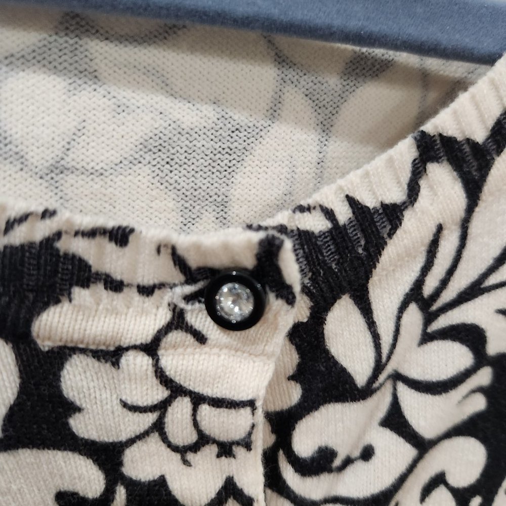 SALE! Isaac Mizrahi Sweater - Picture 4 of 7